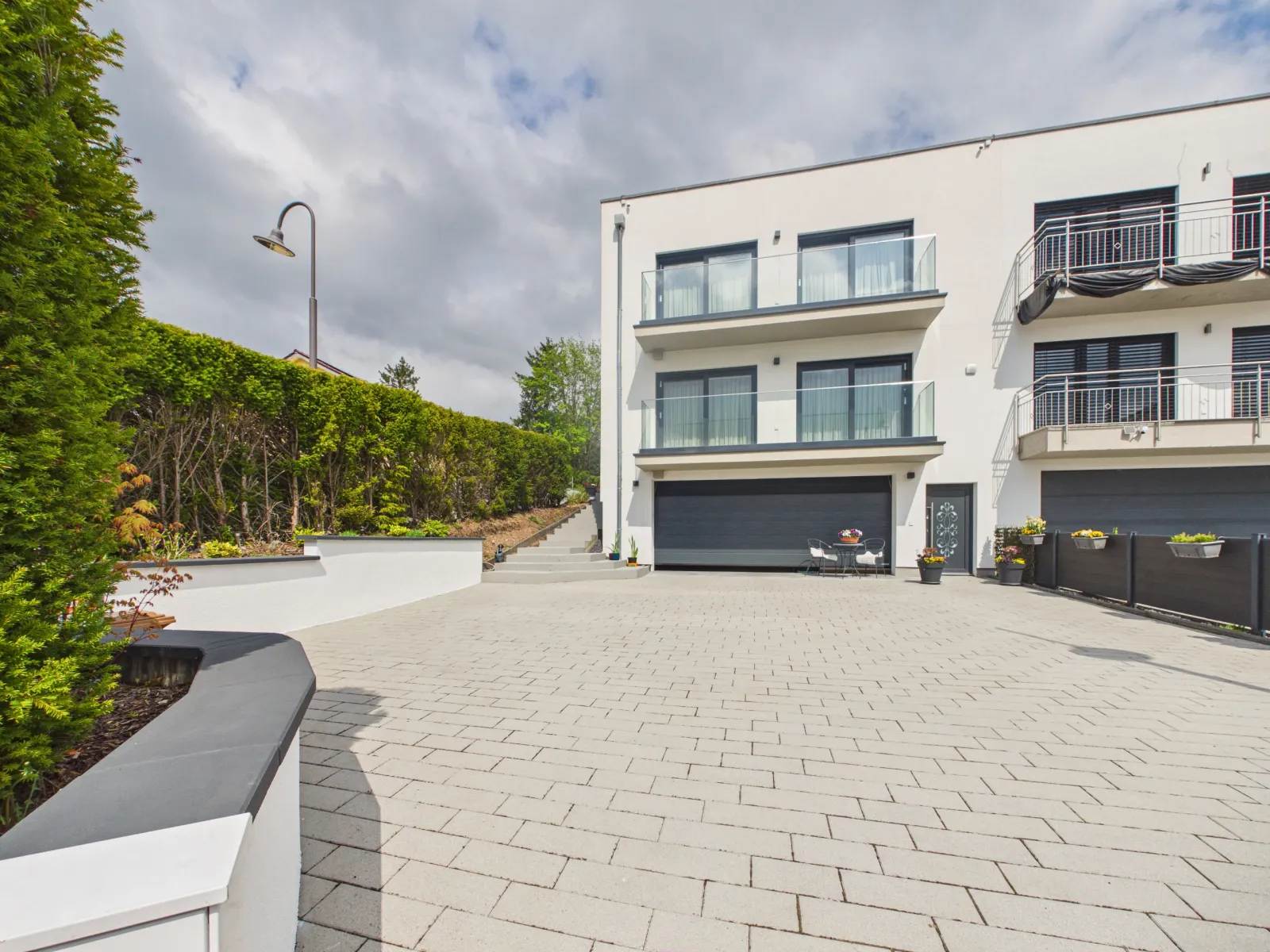 Terraced House - Terraced house
