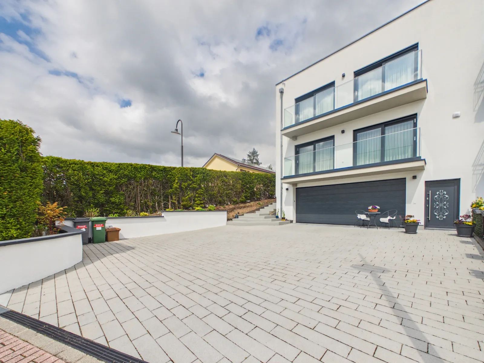 Terraced House - Terraced house